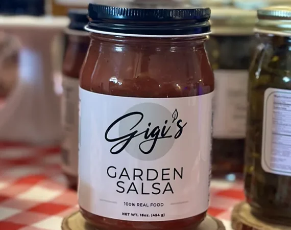 gigis-garden-salsa-at-merry-meadows-farm-store-kingston-oklahoma